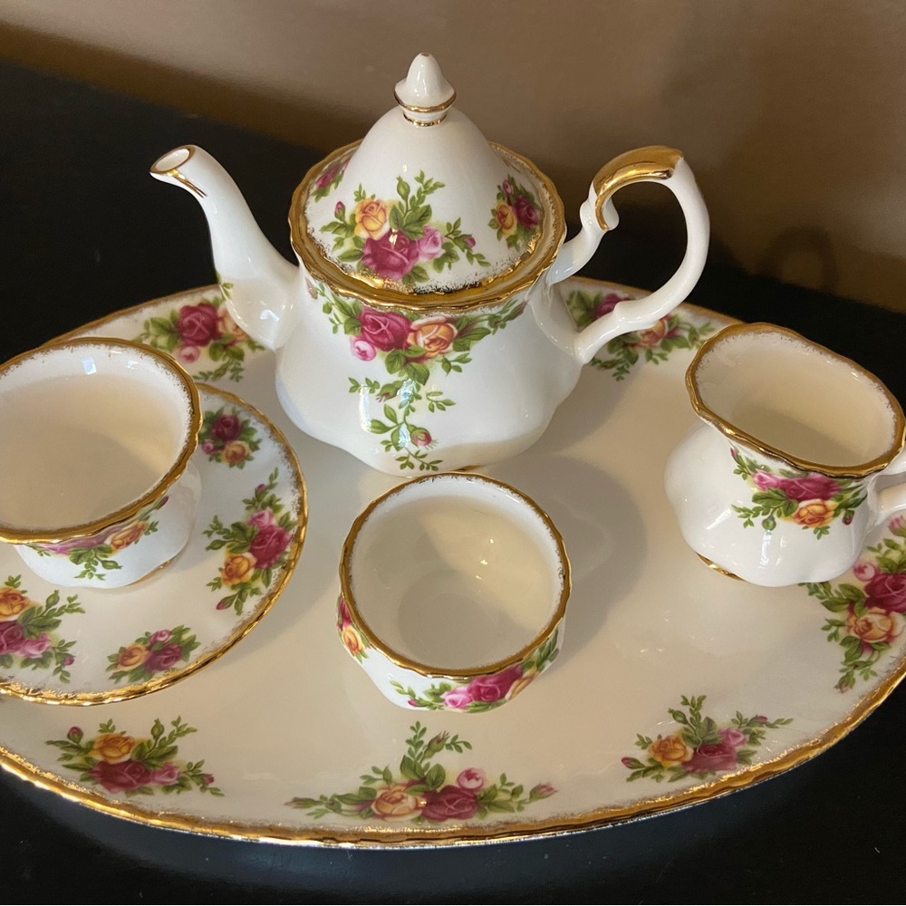 Vintage Royal Albert Old Country Roses Mini Tea Set Bone China Cottagecore - Picture 7 of 9